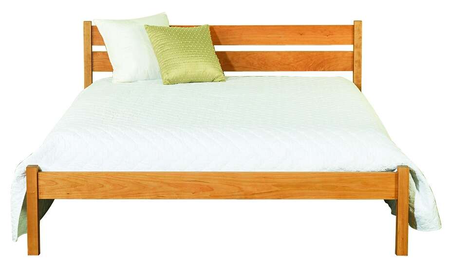 Vermont Sutton Cherry Bed Maple, Cherry, Walnut wood Buy now!